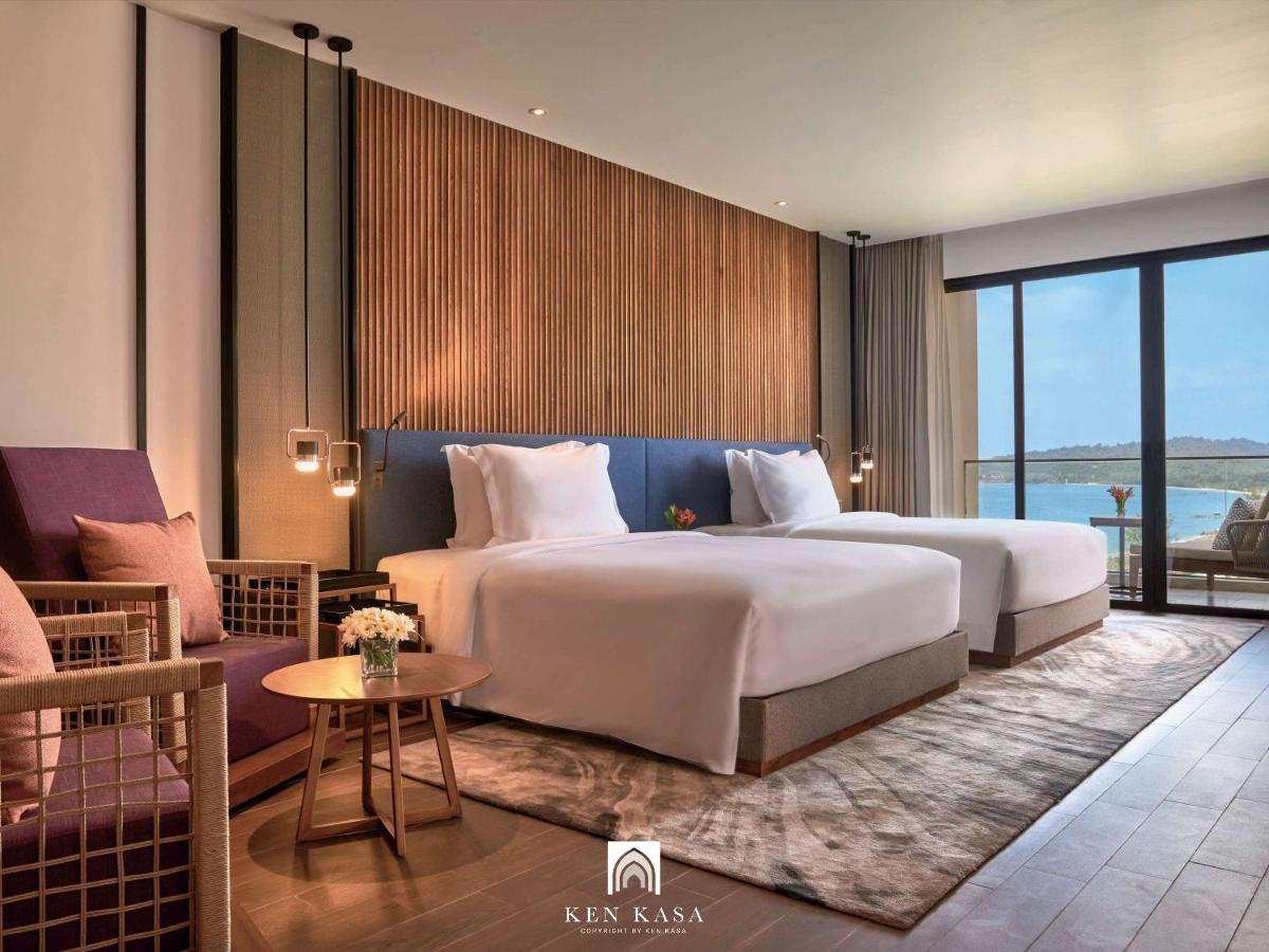 Review Mövenpick Resort Waverly Phú Quốc